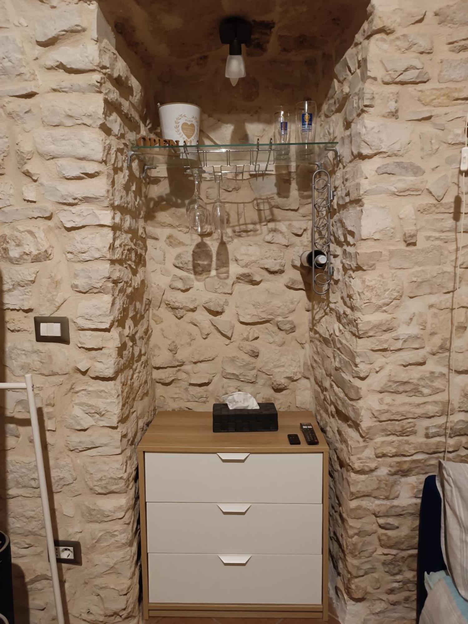 Unique White Stone Studio Giovinazzo Exterior photo
